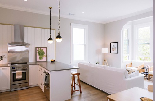 Downtown Berkeley Condo | Stunning 2 bedroom flat in charming Berkeley Victorian with AC, WiFi.