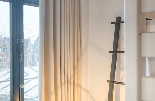 Patershol Apartment | Stunning 2-BR Apt in Ghent