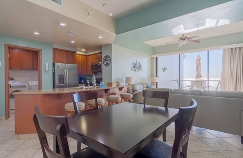 Puerto Penasco Condo | Stunning 24/7 Ocean Front Views & CLOSEST TO THE BEACH = Diamante 806 Phase 1