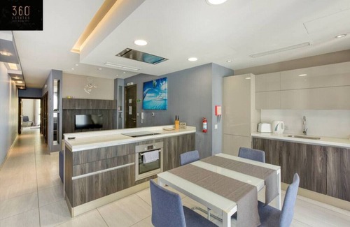 Għadira Apartment | Stunning 2BR APT w/Hill View, perfect for Relaxing