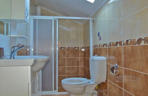 Hisaronu Apartment | Stunning 3 Bedroom 3 Bathroom Apartment With Private Roof Terrace & Free WIFI