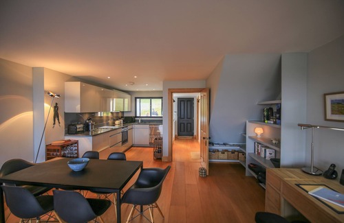 St. Andrews Cottage | Stunning 3 bedroomed townhouse overlooking St Andrews harbour
