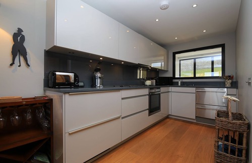 St. Andrews Cottage | Stunning 3 bedroomed townhouse overlooking St Andrews harbour