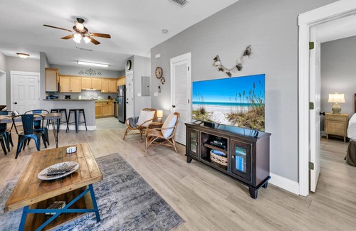Dune Allen Beach Condo | ☀️Stunning 30A Retreat-Pool-4 Bikes-Shore Bird Sanctuary☀️