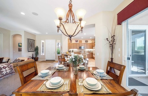 La Quinta House | Stunning 3BD 3BR w Casita Golf VIew Community Pool