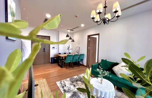 District 9 Apartment | Stunning 3BR Firework & Scenic Pool Views D7 HCMC Family-sized
