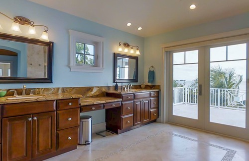 Cutthroat Harbor Estates House | Stunning 4 bed 3.5 bath open water pool home