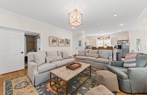 Seabrook Island House | Stunning 4 BR/3.5 BA Home! Great Seabrook Village Location! Neighborhood Pool! Amenity Cards!