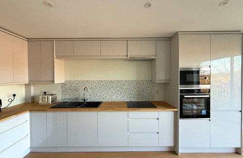 Sheffield House | Stunning 4- BR Townhouse for 8