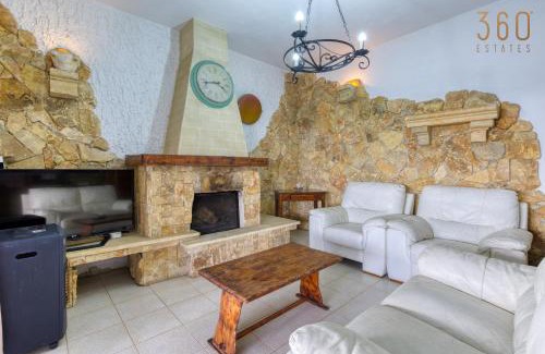 San Gwann Villa | Stunning 4BR Villa with Huge Terrace in Kappara by 360 Estates