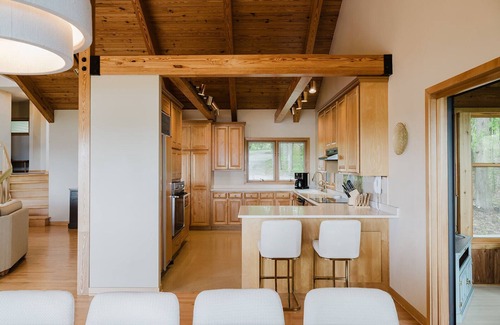 Fish Creek House | Stunning 5-bedroom, 4.5-bath Bluff home with Spectacular, Panoramic Bay Views