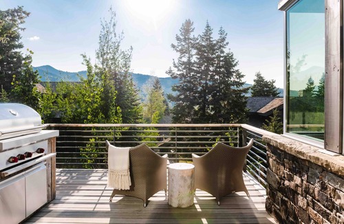 Deer Valley House | Stunning 6-Bedroom Chalet in Heart of Park City by RedAwning