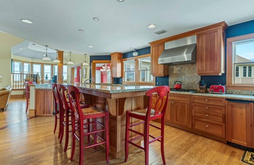 Corolla House | Stunning 6 Bedroom Home w/Private Pool and hot tub. Access to Resort Amenities w/Seasonal Beach Trolley