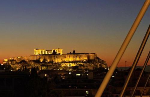 Kinosargous Apartment | Stunning Acropolis views and convenient living