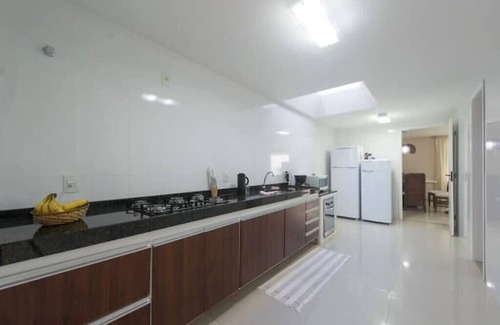 Portinho House | Stunning and Fancy Mansion - CBF003