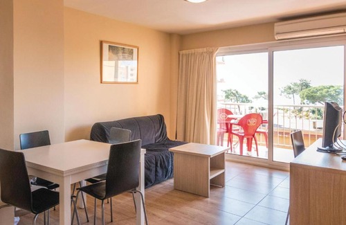 Malgrat de Mar Apartment | Stunning apartment in Malgrat de Mar with 2 Bedrooms, WiFi and Outdoor swimming pool