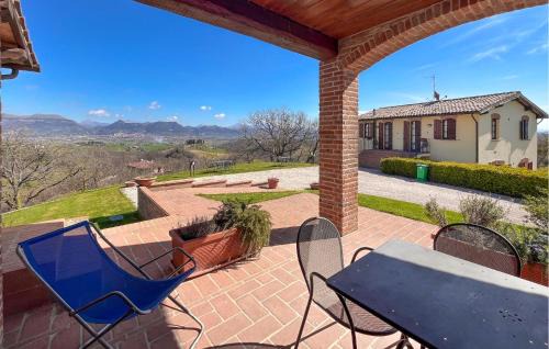 Monteluiano Apartment | Stunning Apartment In Gubbio With Wifi