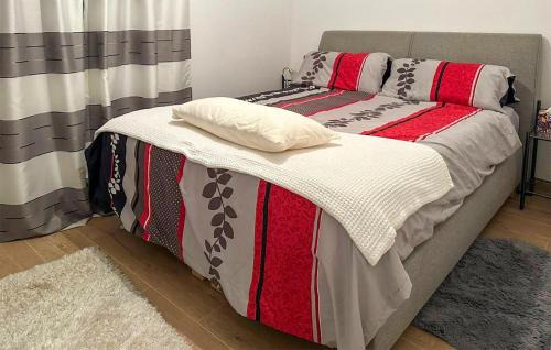 Opric Apartment | Stunning Apartment In Lovran With Wifi