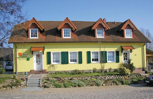 Neddesitz Apartment | Stunning apartment in Sagard with 2 Bedrooms and WiFi