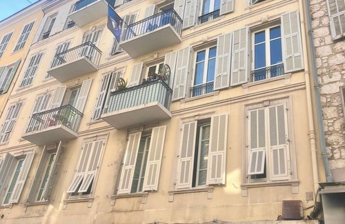 Jean-Medecin Apartment | Stunning apartment in the Gold Square of Nice!