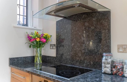 Eton Apartment | Stunning apartment on Eton high street.