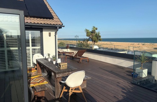 Southsea Villa | Stunning Beach House beautiful sea-view large indoor swimming pool and a hot tub