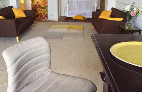 St Leonards-On-Sea Apartment | Stunning Beach View Holiday Suite