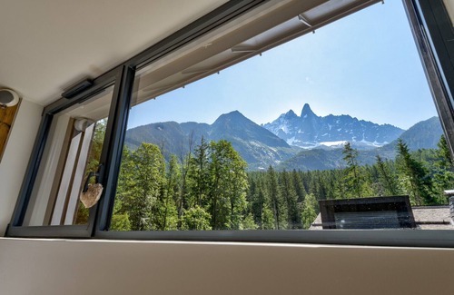 Les Tines Ski Chalet | Stunning chalet incl. bkfast & cleaning services