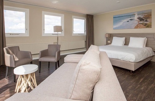 Callantsoog Hotel | Stunning Coastal Getaway w/Pool Access | Pristine Beach, Water Activities