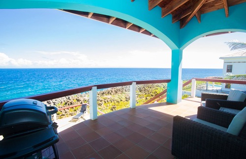 Lighthouse Estates House | Stunning Coral View Home with Oceanfront Pool by RedAwning