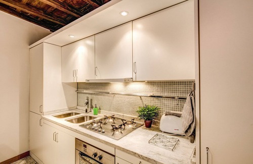 Trastevere Apartment | STUNNING DESIGN APARTMENT HEART OF ROME