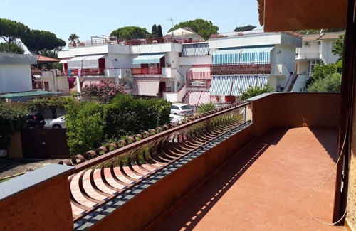 Formia Villa | STUNNING DETACHED VILLA WITH GARDEN IN PRESTIGIOUS RESIDENCE BY THE SEA