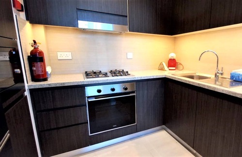 Bur Dubai Apartment | Stunning Downtown Views access Dubai Mall