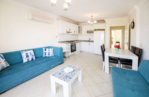 Bogazici Apartment | Stunning Flat near Beach with Shared Pool n Bodrum