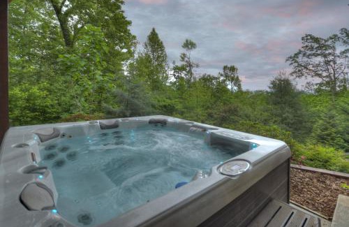 Raccoon Ridge House | Stunning Forested Views, Hot Tub And A Pool Table