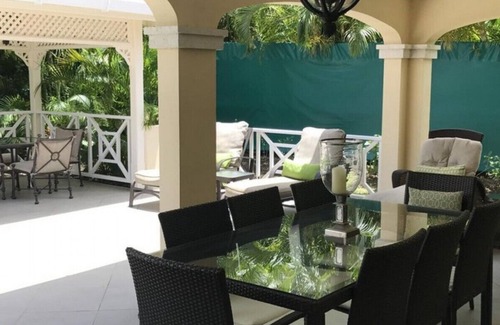 Sunset Crest Villa | Stunning four bedroom villa situated in Sunset Crest, next to Sandy Lane