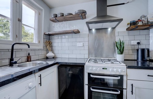 Norwich Apartment | Stunning gem in ancient building/free parking