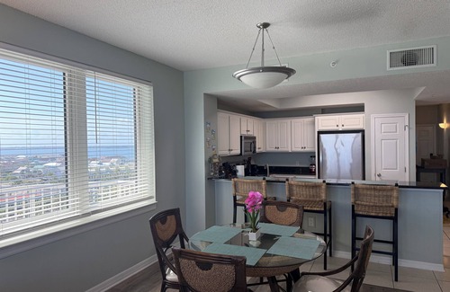 Navarre Beach Condo | Stunning Gulf Front Views! Wraparound Patio, Pool, August 10% Discount