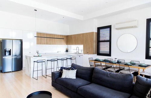 Bendigo House | Stunning High-end Terrace in the Heart of Bendigo