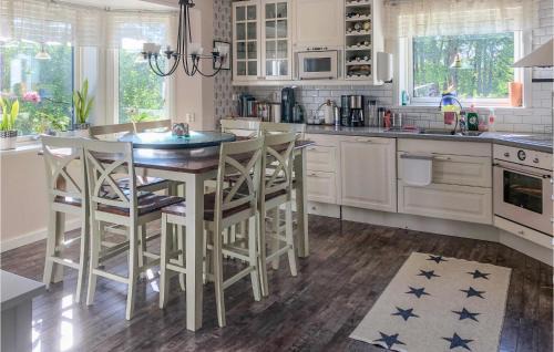 Alvdalen House | Stunning Home In Älvdalen With Sauna