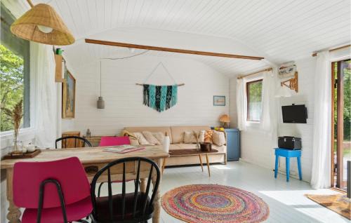 Maribo House | Stunning Home In Askø With Kitchen
