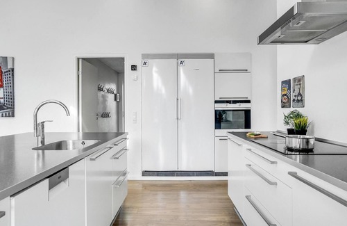 Blavand Strand House | Stunning home in Blåvand with WiFi