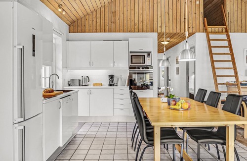 Bønnerup Strand House | Stunning home in Glesborg with sauna