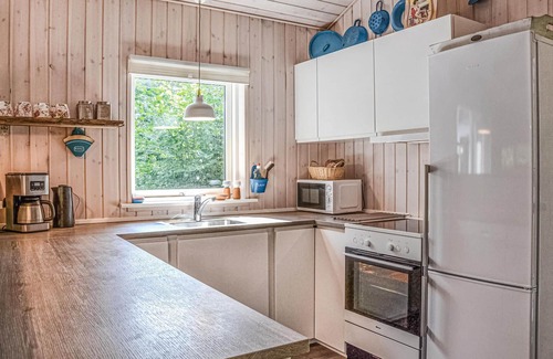 Udsholt Sand House | Stunning home in Græsted with kitchen
