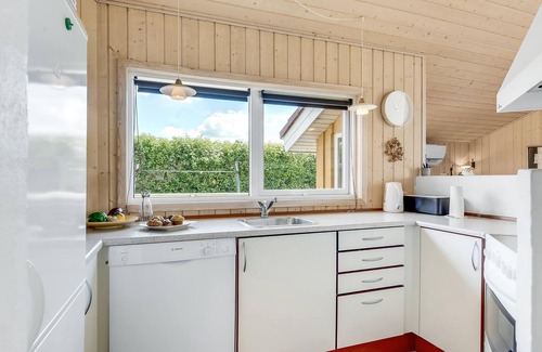 Flovt Strand House | Stunning home in Haderslev with WiFi