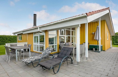 Flovt Strand House | Stunning home in Haderslev with WiFi