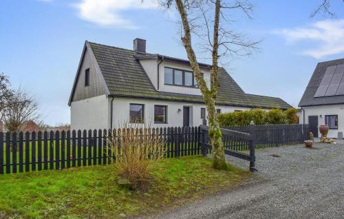Simrishamn House | Stunning Home In Hammenhög With Sauna