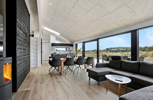 Jerup House | Stunning home in Jerup with WiFi