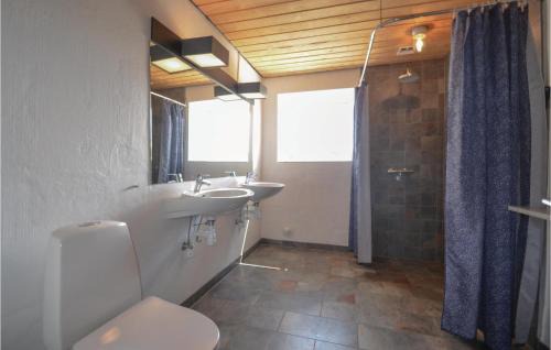 Knebel House | Stunning Home In Knebel With Sauna
