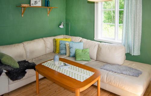 Narkesberg House | Stunning Home In Närkesberg With Wifi
